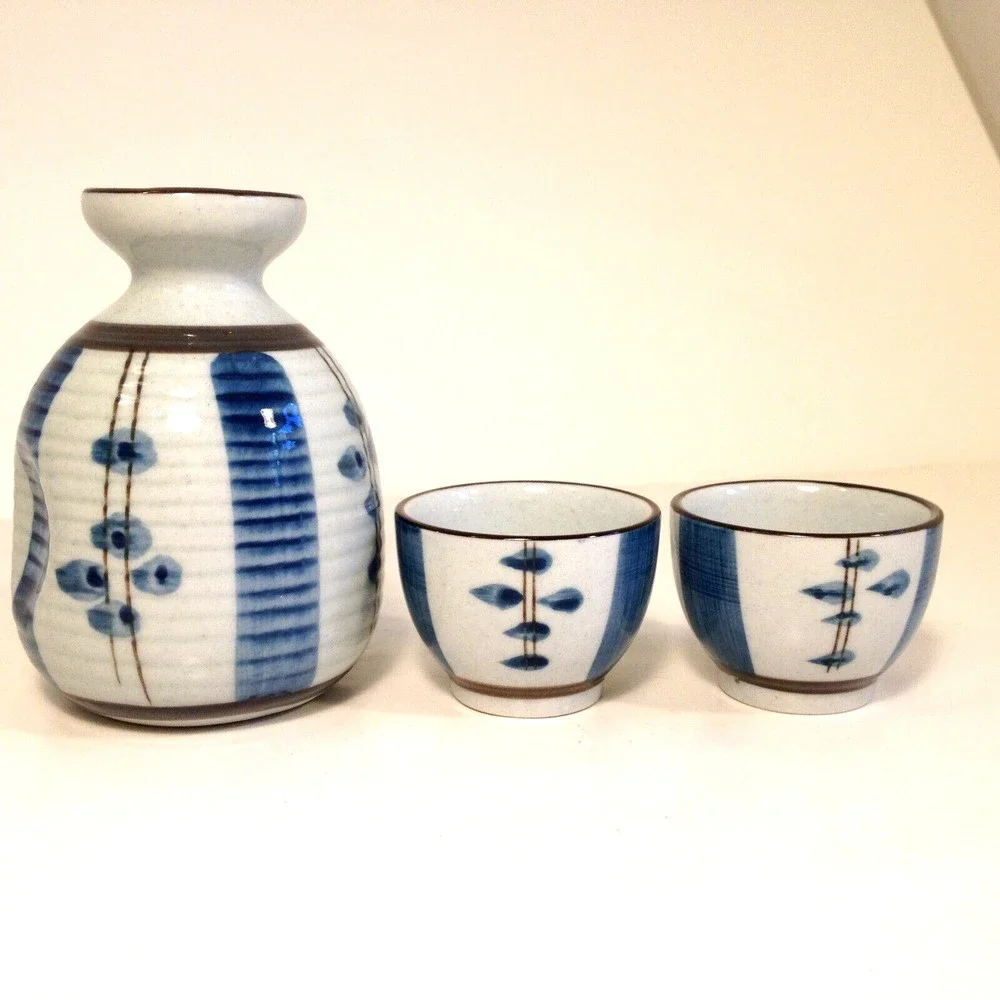 Vintage CIB Japanese Sake Set 3 Piece in Original Box #44T311